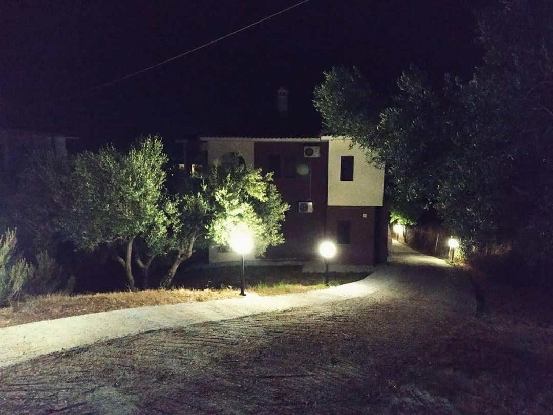 Grandpa'S Studios Nikiti  Exterior photo